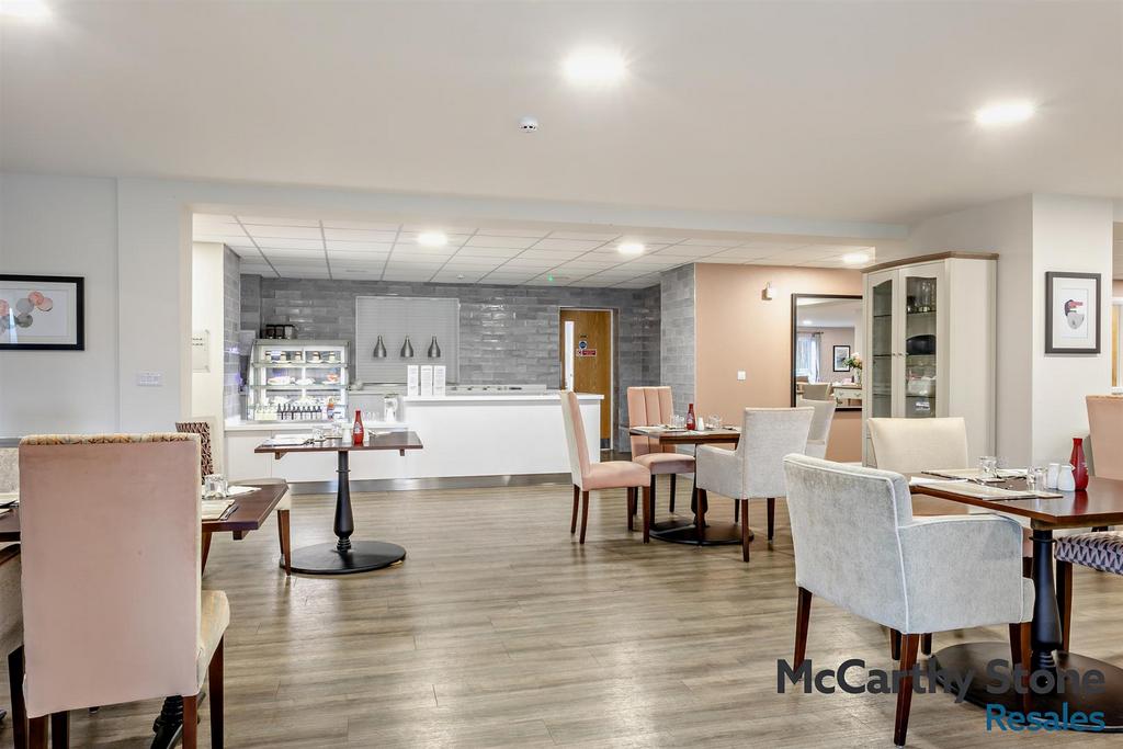 8677340-interior21-800.jpg
