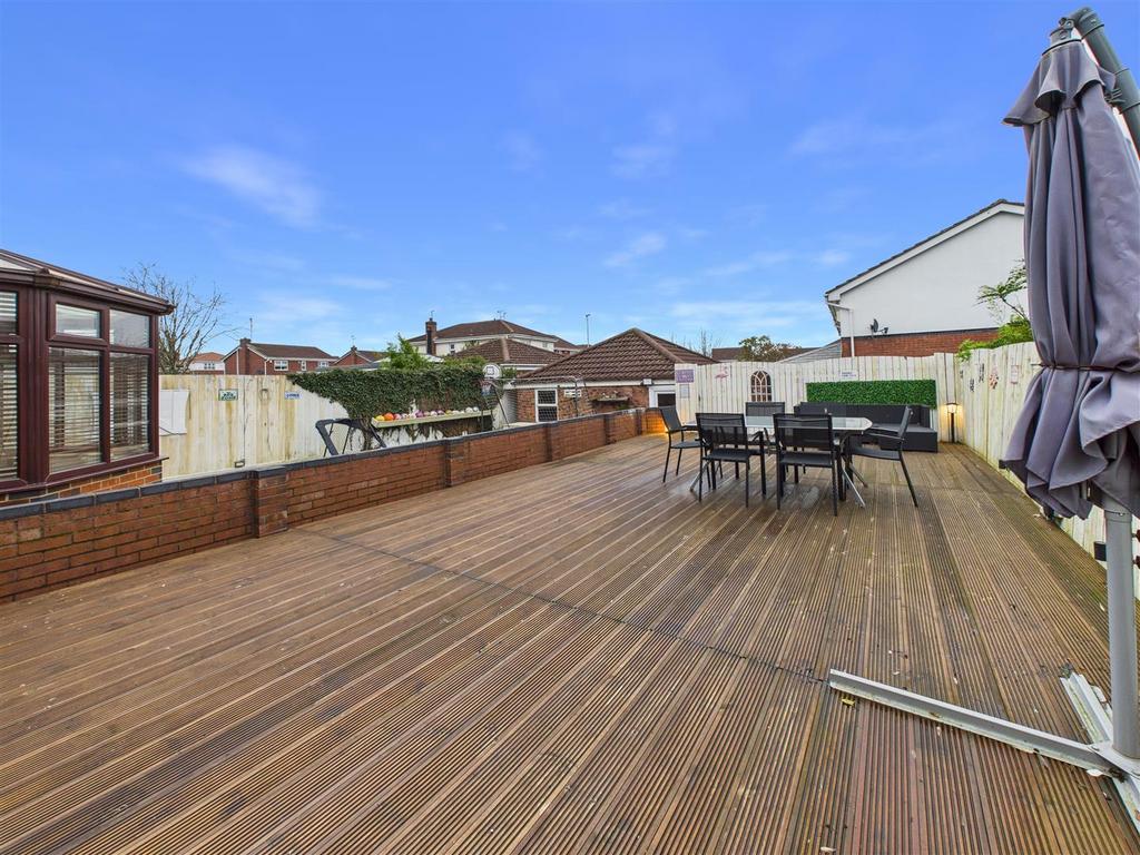 Rear Deck