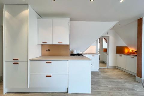 3 bedroom apartment for sale, East Walk, Seaton EX12