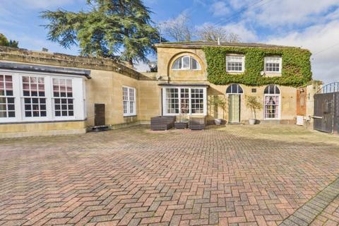 undefined, Englefield Road, Theale - Walk to the shops &  train station to London