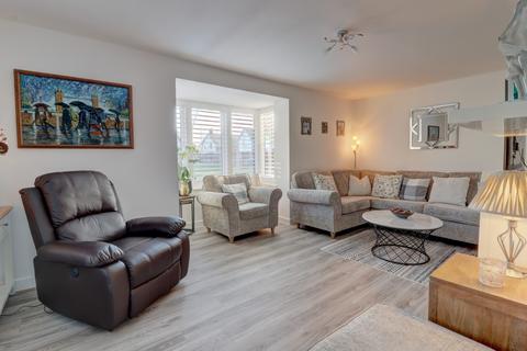 3 bedroom detached house for sale, Snowdrop Close, Princes Risborough HP27