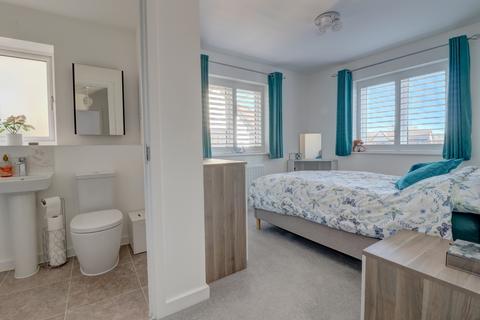 3 bedroom detached house for sale, Snowdrop Close, Princes Risborough HP27