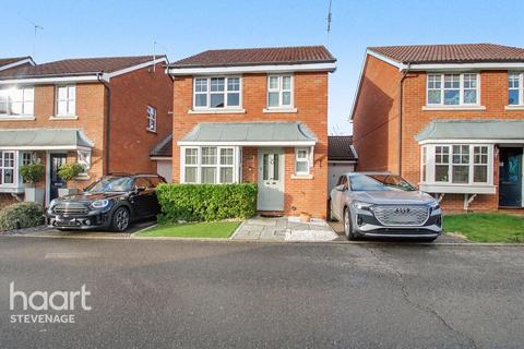 undefined, Pike End, Stevenage