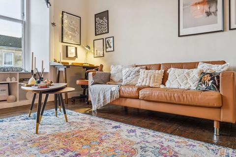 1 bedroom flat for sale, 11 Prince Edward Street, Flat 3/1, Queens Park, Glasgow, G42 8LU