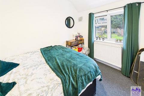 3 bedroom terraced house for sale, Darnley Road, Strood, Rochester