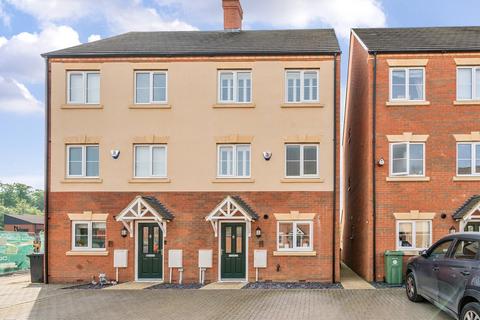 undefined, James Place, Flitwick, MK45