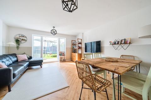 undefined, James Place, Flitwick, MK45
