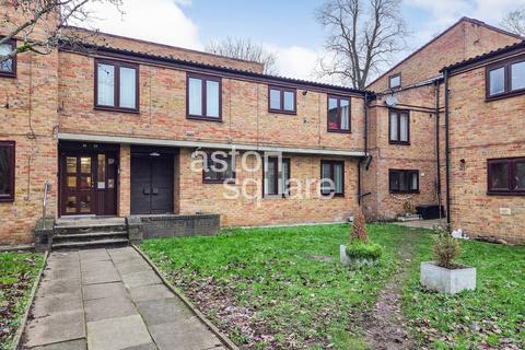 1 bedroom flat to rent, Woodburn Close, London, NW4