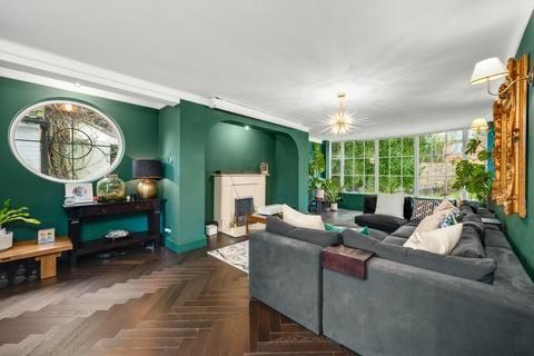 4 bedroom detached house for sale, Ruxley Crescent, Claygate, Esher, Surrey, KT10