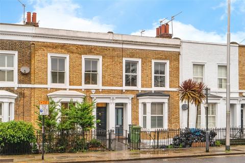 4 bedroom terraced house to rent, Wandsworth Road, SW8