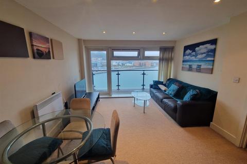2 bedroom flat to rent, 130 AltamarKings RoadMarinaSwansea