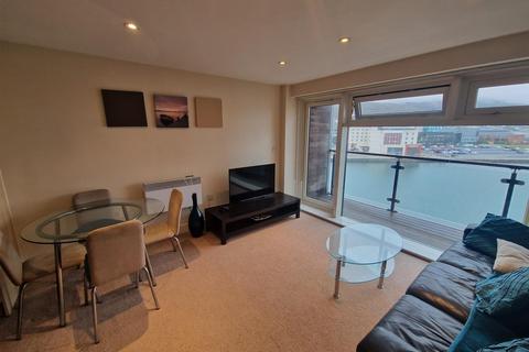 2 bedroom flat to rent, 130 AltamarKings RoadMarinaSwansea