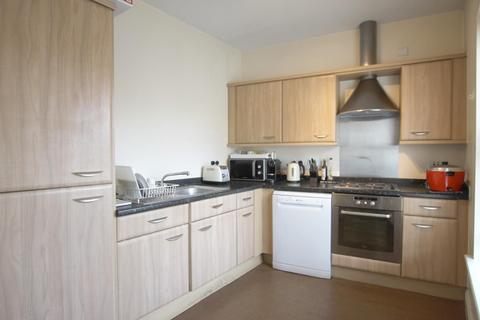2 bedroom flat to rent, Canal Quay, Britannia Wharf, Bingley