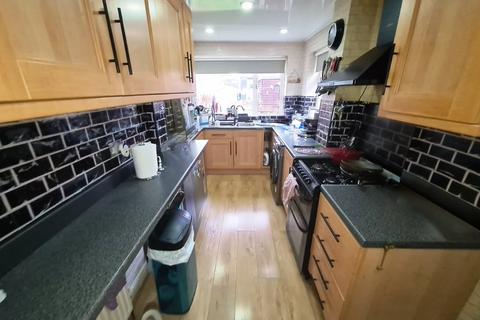 3 bedroom semi-detached house for sale, Annable Road, Droylsden