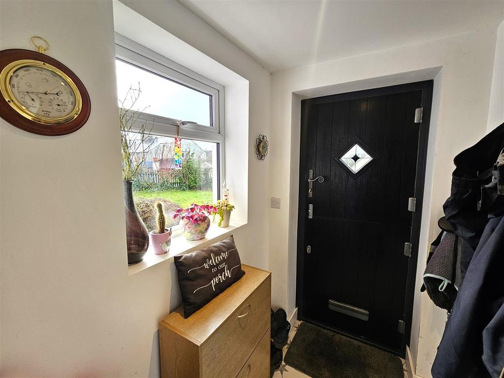 Entrance Porch.jpg