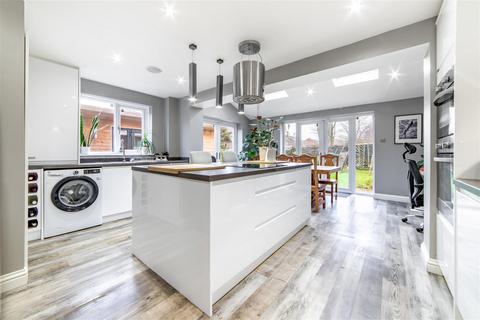 3 bedroom semi-detached house for sale, Carham Close, Gosforth, Newcastle Upon Tyne, NE3