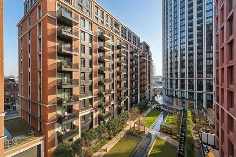 2 bedroom apartment to rent, Asquith House, 1 Seagrave Walk, London