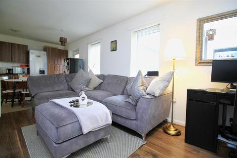 undefined, Bickerdike Avenue, Manchester M12