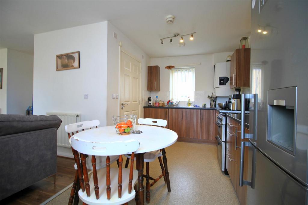 Kitchen..jpg