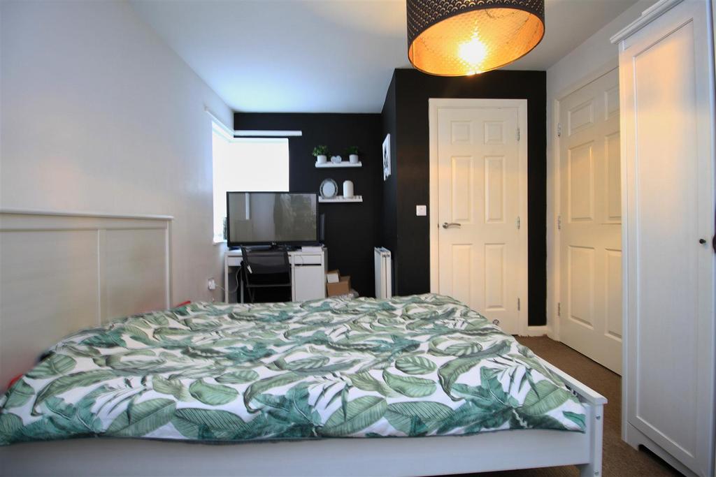 Bedroom One.jpg