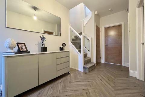 3 bedroom semi-detached house for sale, Stourbridge Road, Hagley, Stourbridge