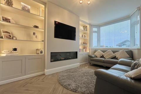 3 bedroom semi-detached house for sale, Stourbridge Road, Hagley, Stourbridge