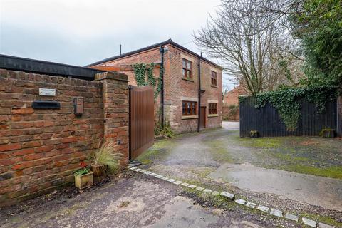 undefined, The Square, Walton-Le-Dale, Preston