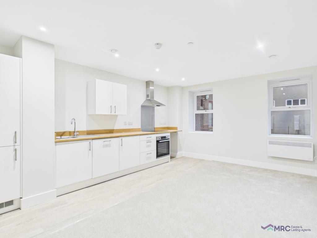 Luxury New-Build One Bedroom Apartment in Hull Ci