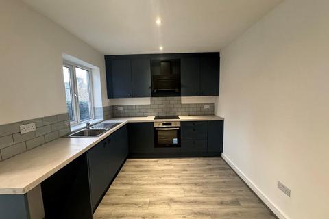 3 bedroom house to rent, Primrose Bank, Bingley