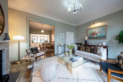 undefined, Addison Avenue, London