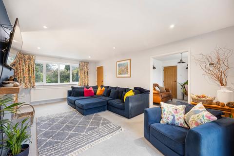 undefined, Lechlade Road, Southrop, Gloucestershire, GL7