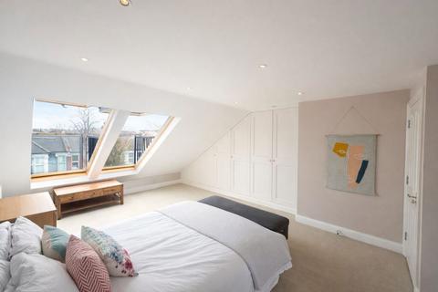 undefined, 6 Bedroom House – Elvendon Road, Bounds Green, N13