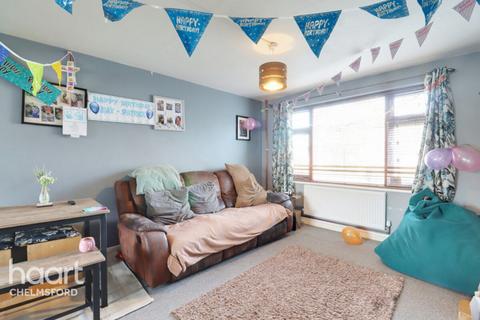 3 bedroom terraced house for sale, Meadgate Avenue, Chelmsford