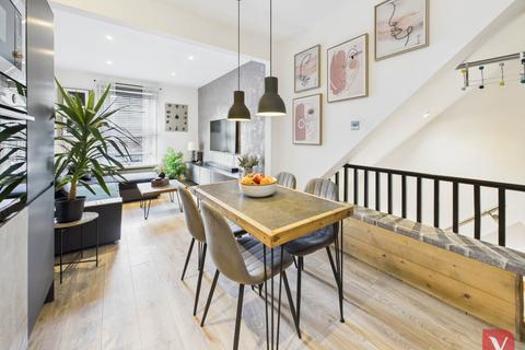 2 bedroom maisonette for sale, Guildford Street, Luton LU1