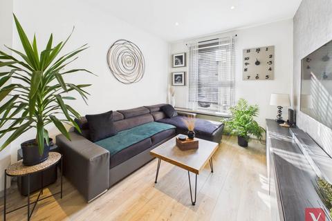 2 bedroom maisonette for sale, Guildford Street, Luton LU1