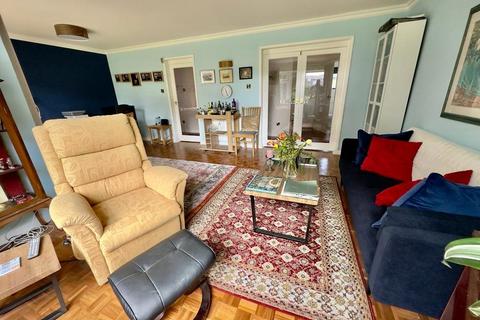 2 bedroom apartment for sale, Rookcliff Way, Milford on Sea, Lymington, Hampshire, SO41
