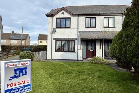 undefined, Maes Iwan, Ffosyffin, Aberaeron