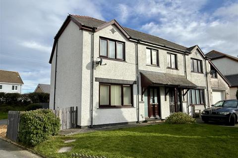 undefined, Maes Iwan, Ffosyffin, Aberaeron