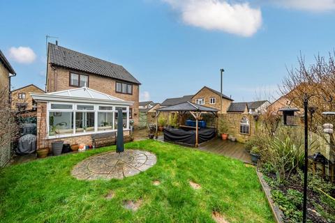undefined, Thorney Leys,  Witney,  OX28