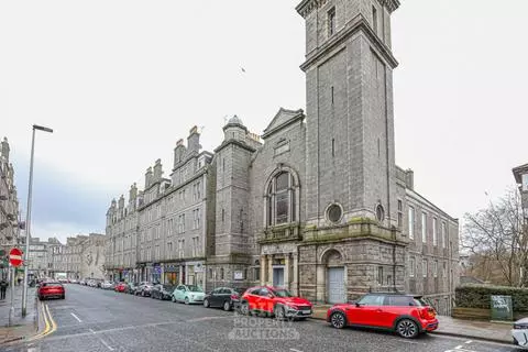 1 bedroom flat for sale