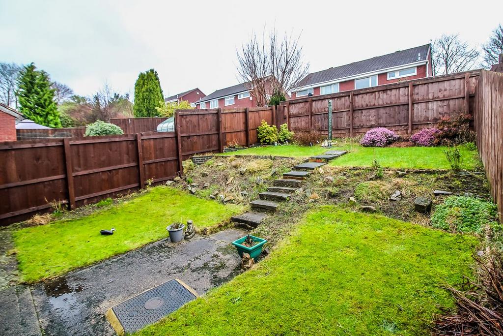 Rear Garden Pic 2.