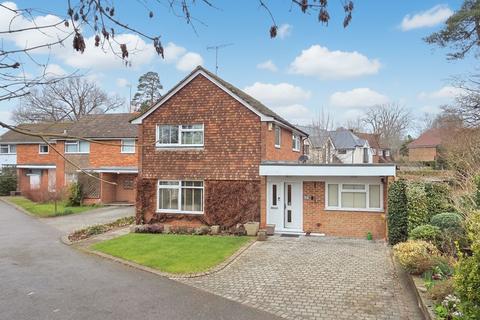4 bedroom detached house for sale, Hickmans Lane, Lindfield, RH16