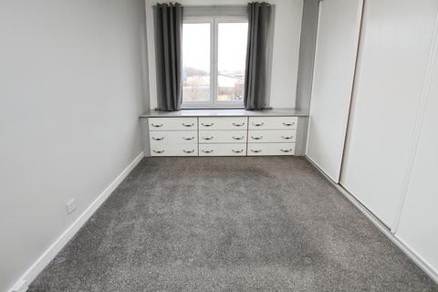 3 bedroom flat to rent, Almond Street, Grangemouth, FK3