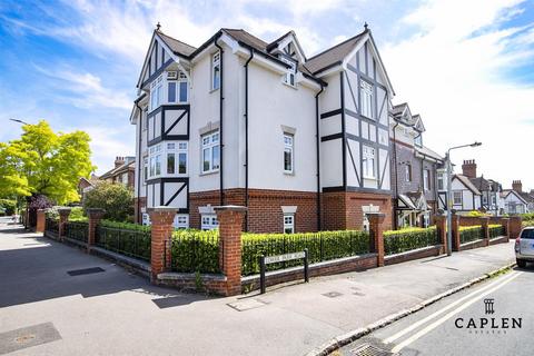 2 bedroom apartment for sale, Roding Court, Lower Park Road, Loughton