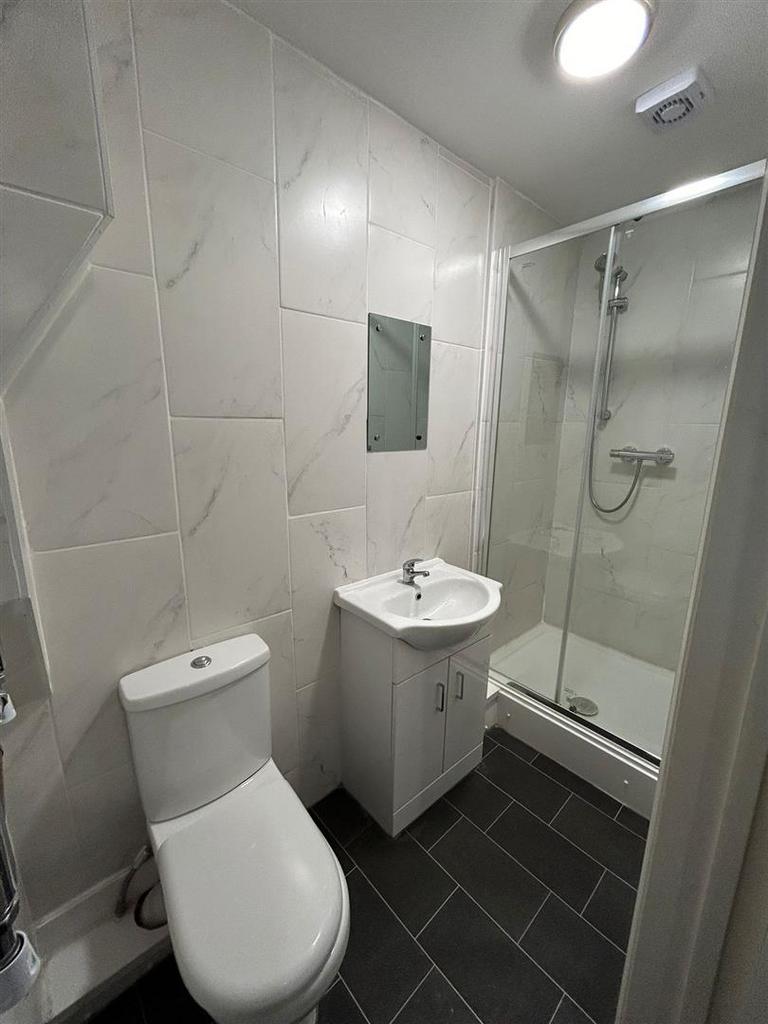 Room 5 (2).jpg