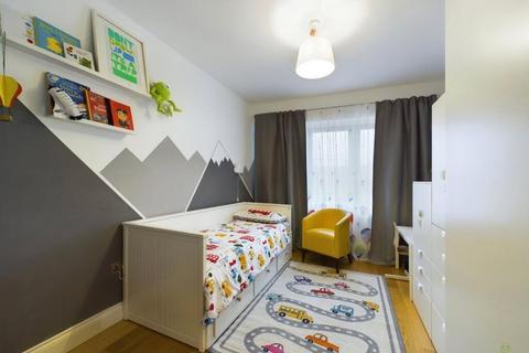 2 bedroom flat for sale, Market Place, Bexleyheath, Kent, DA6