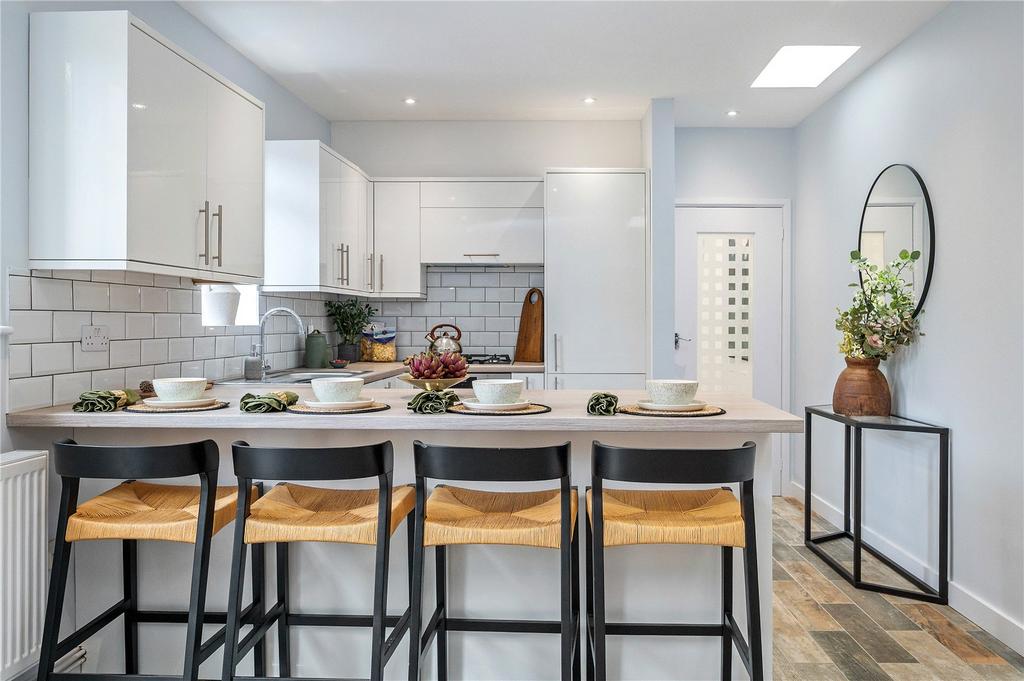 Reception/Kitchen