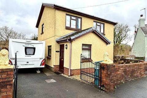 3 bedroom detached house for sale, Hendre Road, Capel Hendre, Ammanford