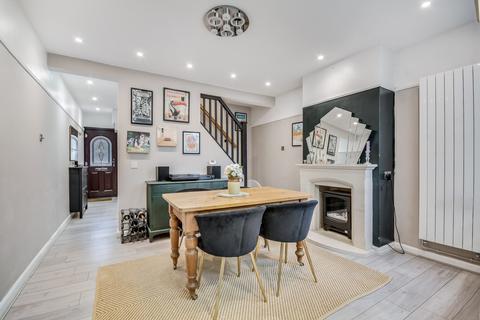 3 bedroom end of terrace house for sale, Victoria Crescent, Chelmsford