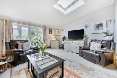 4 bedroom semi-detached house for sale, Chapel Close, Leafield, Witney